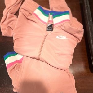 Brand new Nike Jogger Set